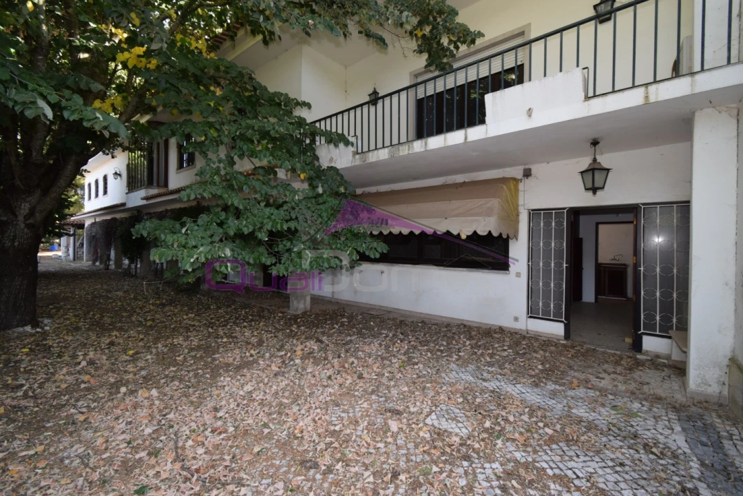 Moradia T4 para Venda em Minde Foto 43