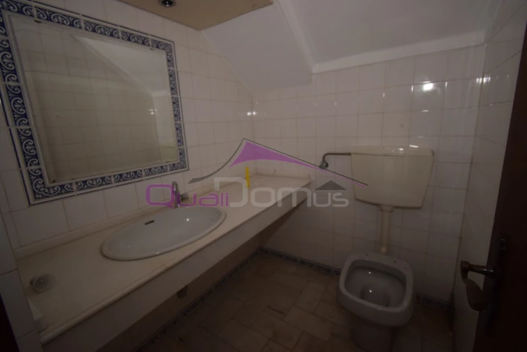 Moradia T4 para Venda em Minde Foto 23