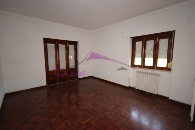 Moradia T4 para Venda em Minde Foto 29