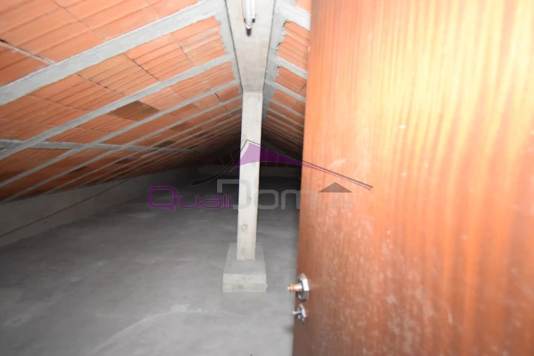 Moradia T4 para Venda em Minde Foto 47