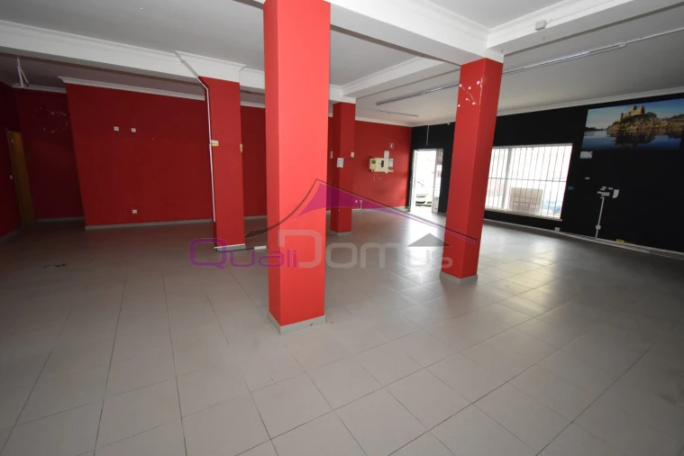 Loja para Venda em Vila Nova da Barquinha Foto 6