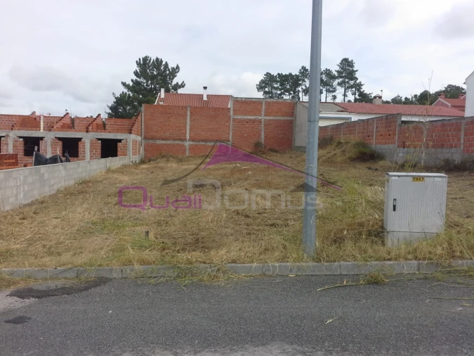 Terreno para Venda em Carregueira Foto 2