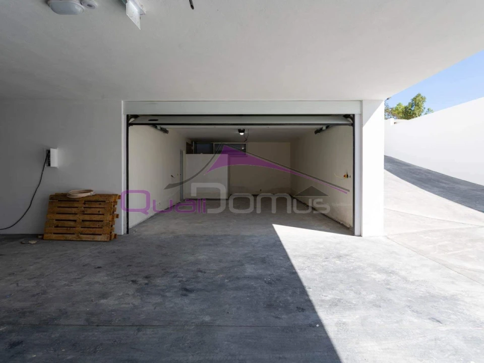 Moradia T4 para Venda em Nossa Sra de Fatima Foto 25