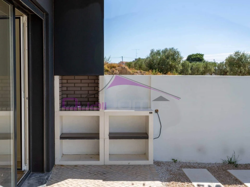 Moradia T4 para Venda em Nossa Sra de Fatima Foto 27