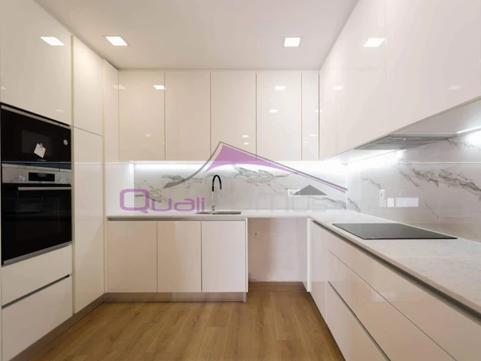 Moradia T4 para Venda em Nossa Sra de Fatima Foto 5