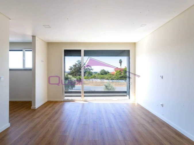 Moradia T4 para Venda em Nossa Sra de Fatima Foto 13