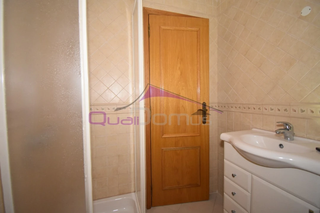 Apartamento T3 para Venda em São João Baptista Foto 9