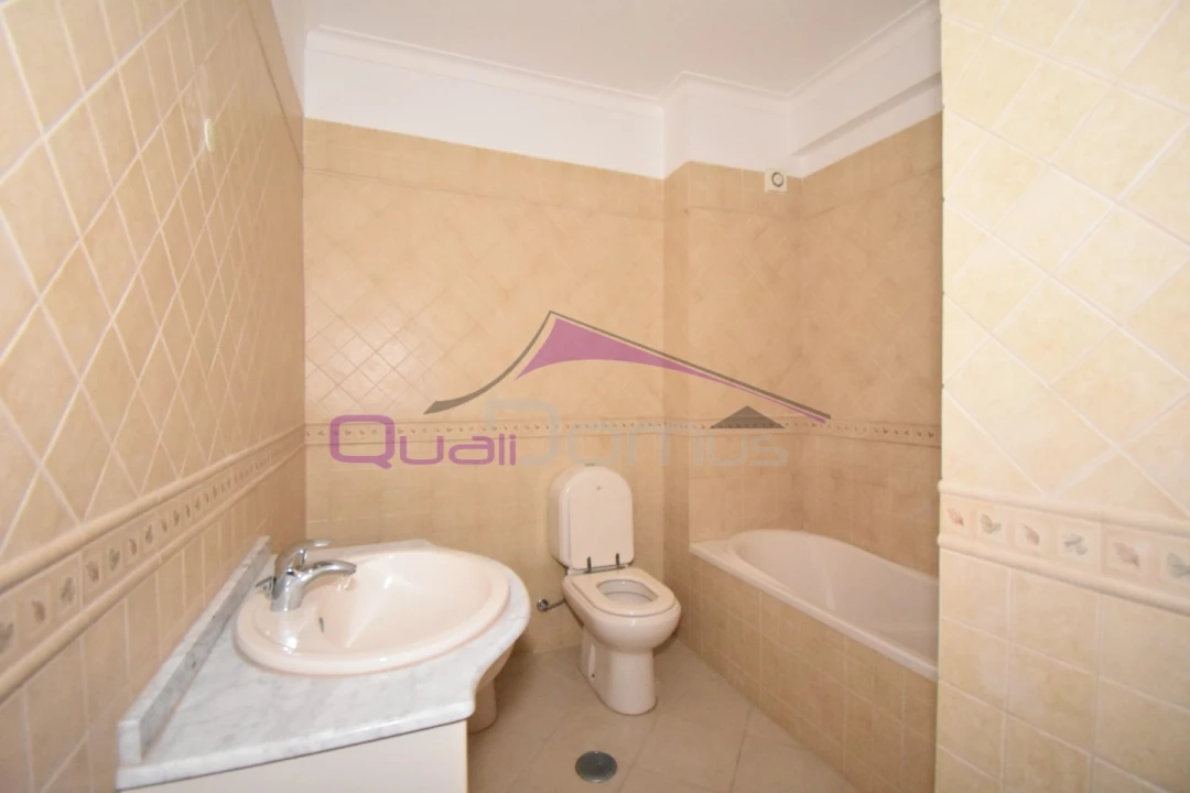 Apartamento T3 para Venda em São João Baptista Foto 10