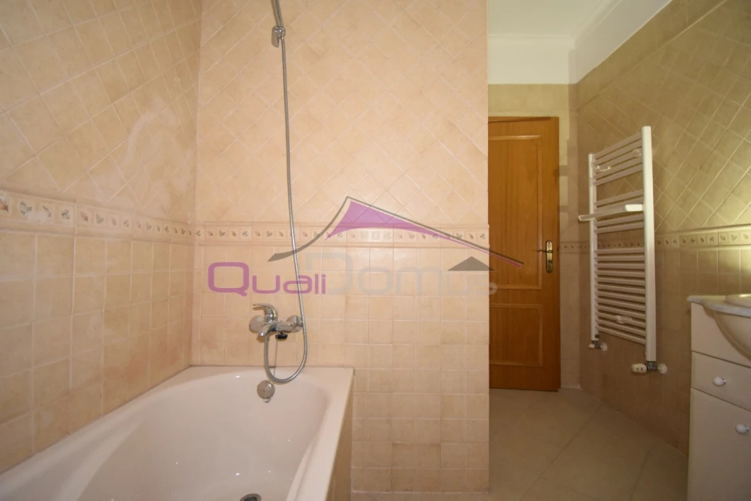 Apartamento T3 para Venda em São João Baptista Foto 11