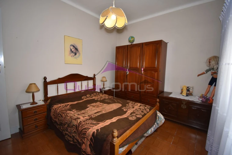 Moradia T4 para Venda em Riachos Foto 8