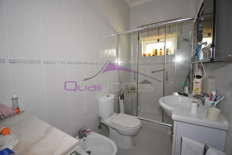 Moradia T4 para Venda em Riachos Foto 9