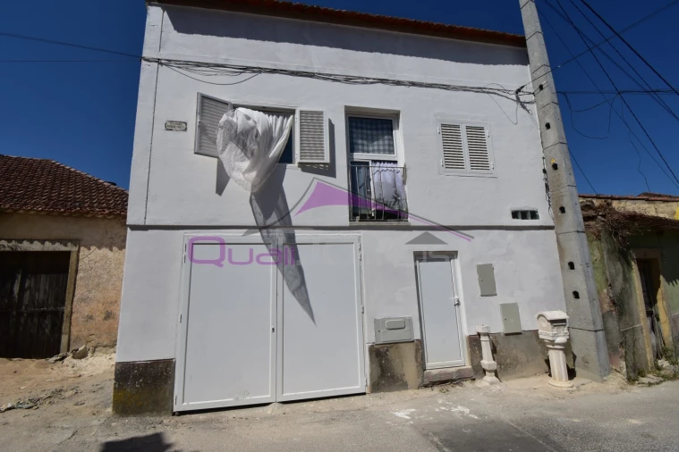 Moradia T2 para Venda em Madalena e Beselga Foto 1