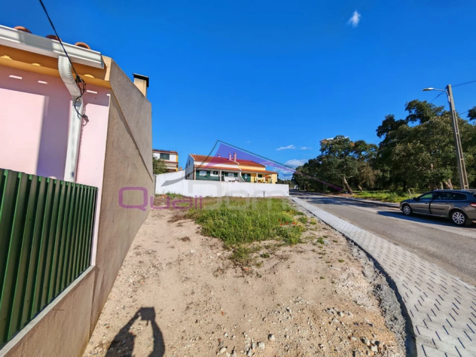 Terreno para Venda em Carregueira Foto 3