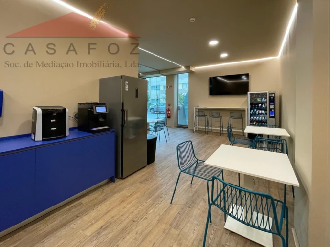 Escritório para Arrendamento em Lordelo do Ouro e Massarelos Foto 13