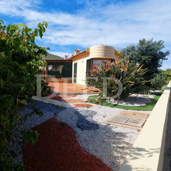 Moradia T3 para Venda em Porto Santo Foto 4