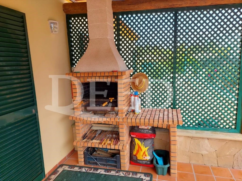 Moradia T3 para Venda em Porto Santo Foto 8