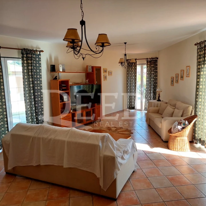 Moradia T3 para Venda em Porto Santo Foto 11