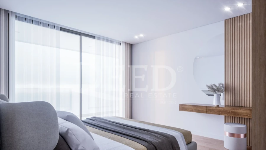 Moradia T3 para Venda em Arco da Calheta Foto 22