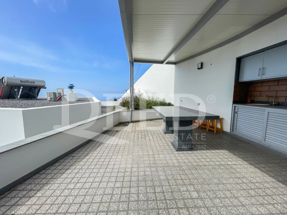 Moradia T2 para Venda em Arco da Calheta Foto 21