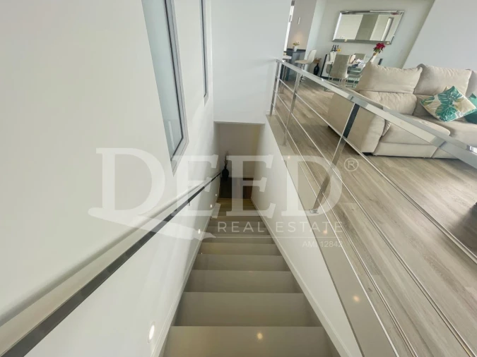 Moradia T2 para Venda em Arco da Calheta Foto 12