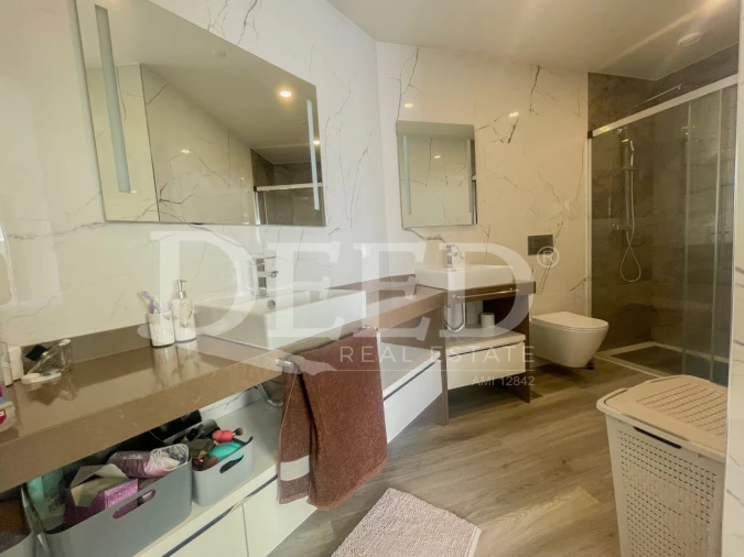 Moradia T2 para Venda em Arco da Calheta Foto 17