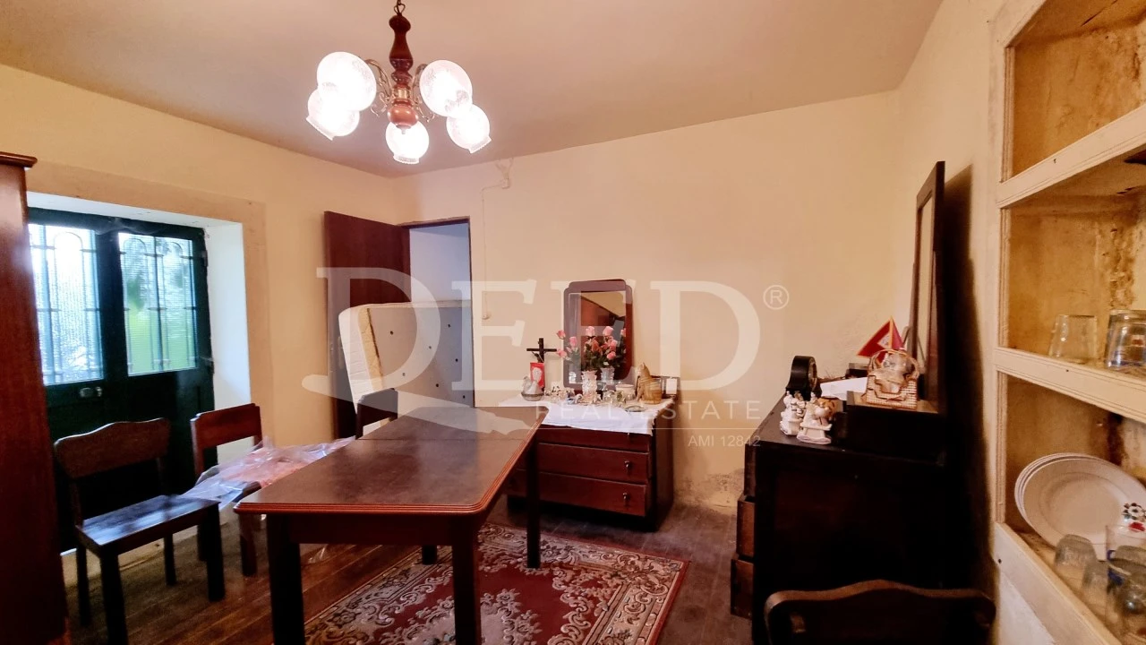 Moradia T2 para Venda em Ribeira Brava Foto 4