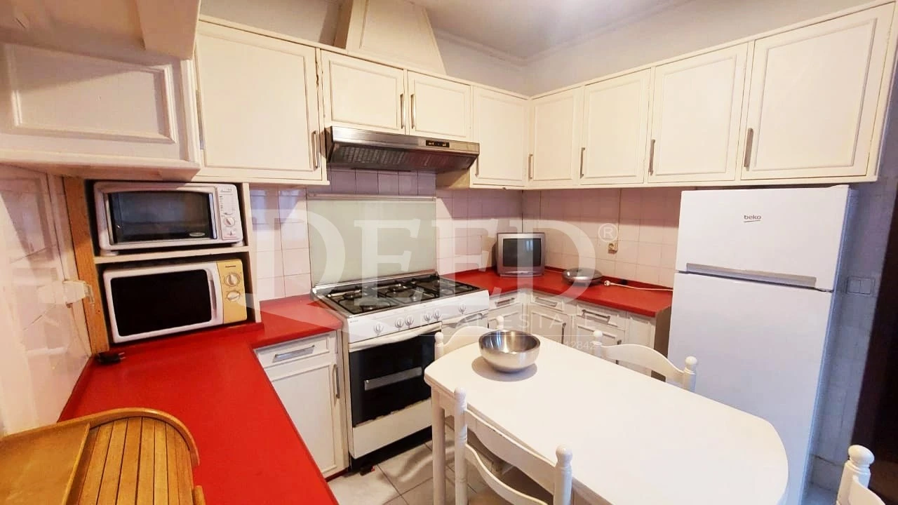 Moradia T3 para Venda em Santa Cruz Foto 8