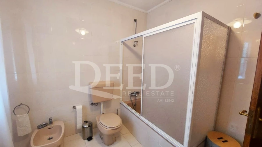 Moradia T3 para Venda em Santa Cruz Foto 5