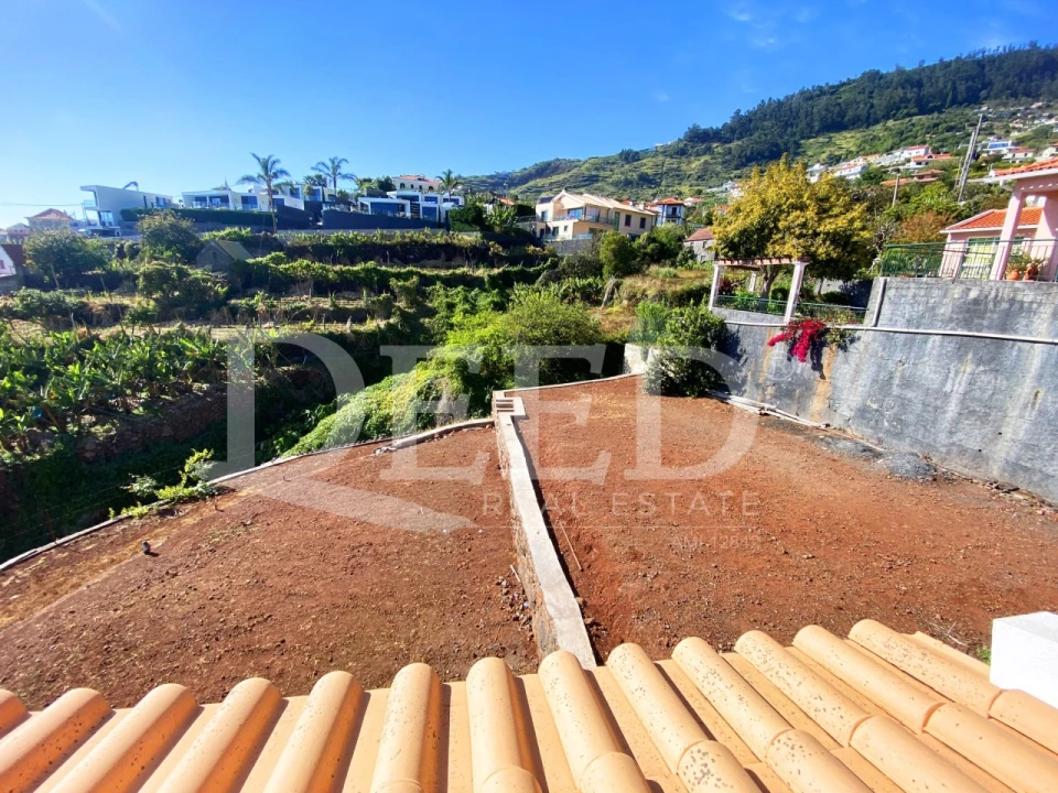 Moradia T4 para Venda em Arco da Calheta Foto 20