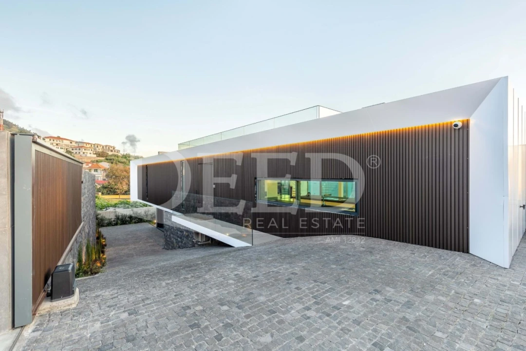 Moradia T3 para Venda em Funchal (Santa Maria Maior) Foto 7