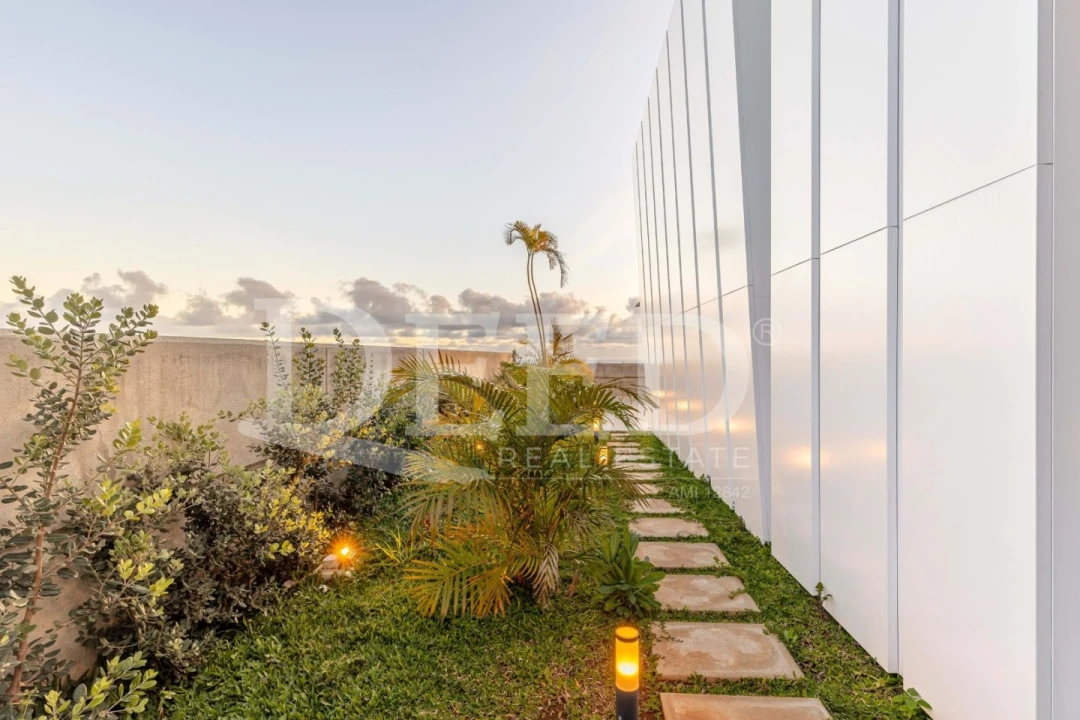 Moradia T3 para Venda em Funchal (Santa Maria Maior) Foto 37