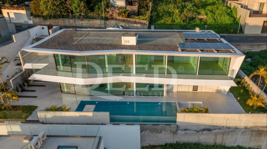 Moradia T3 para Venda em Funchal (Santa Maria Maior) Foto 2