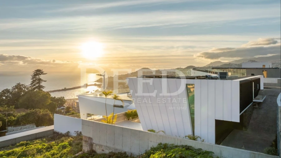 Moradia T3 para Venda em Funchal (Santa Maria Maior) Foto 3