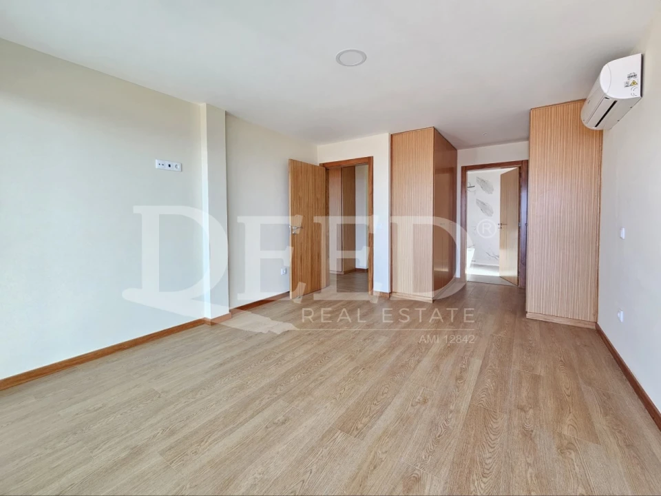 Apartamento T2 para Venda em Funchal (Santa Maria Maior) Foto 14
