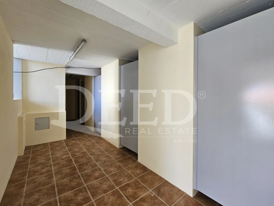 Apartamento T2 para Venda em Funchal (Santa Maria Maior) Foto 24