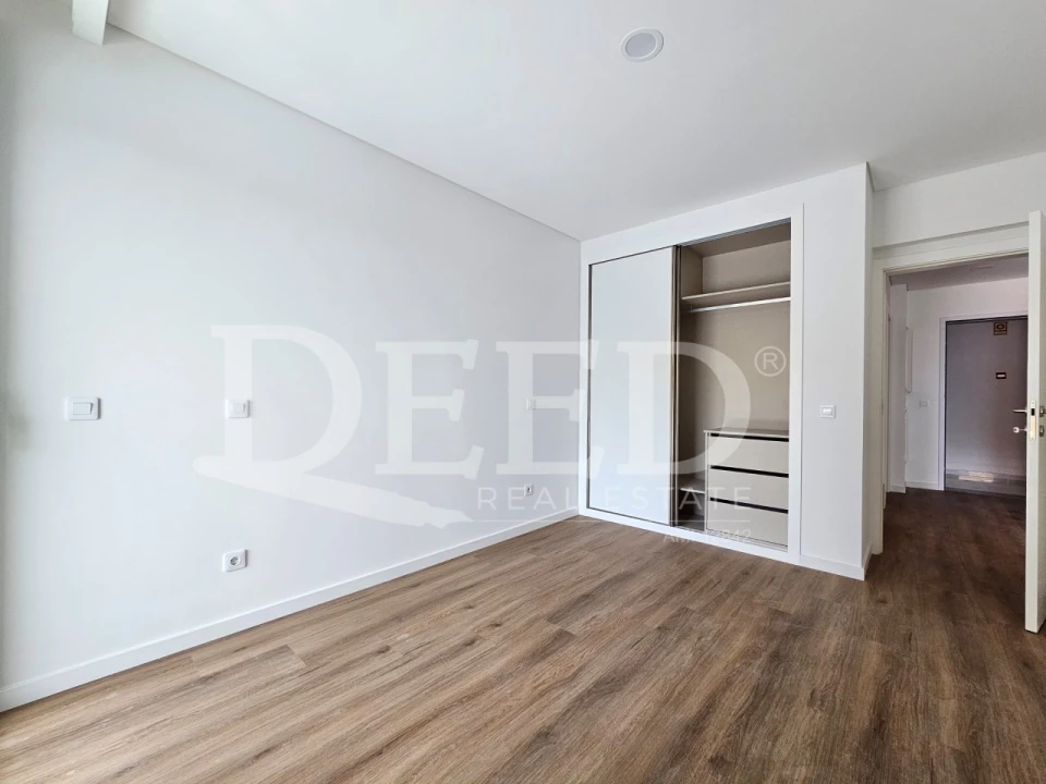 Apartamento T2 para Venda em São Martinho Foto 8