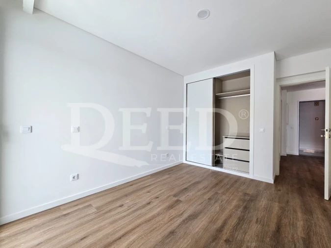 Apartamento T2 para Venda em São Martinho Foto 8