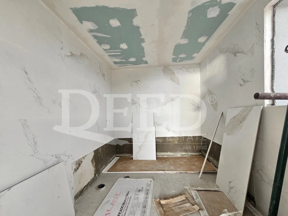 Apartamento T2 para Venda em Funchal (Santa Maria Maior) Foto 10