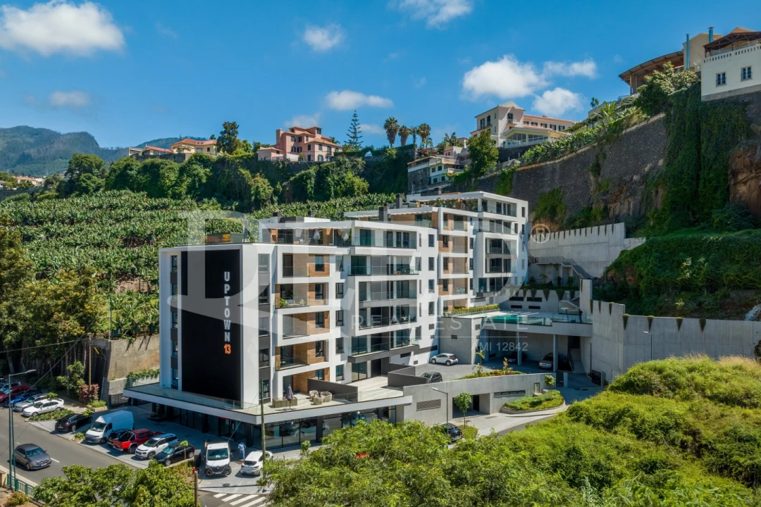 Apartamento T6 para Venda em Funchal (São Pedro) Foto 1