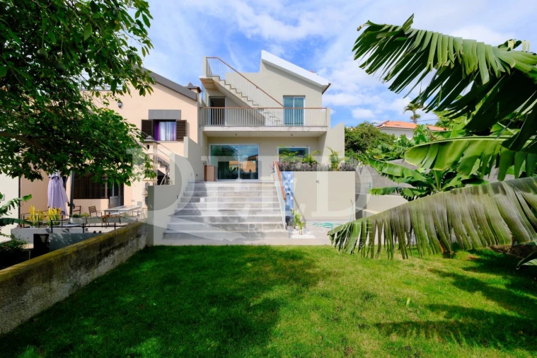 Moradia T4 para Venda em Funchal (Santa Luzia) Foto 5