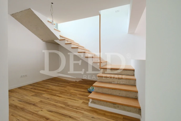 Moradia T4 para Venda em Funchal (Santa Luzia) Foto 29