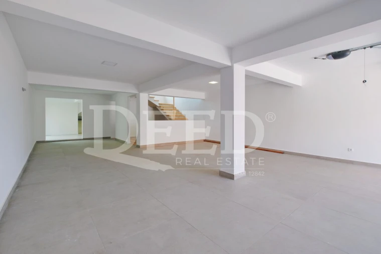 Moradia T4 para Venda em Funchal (Santa Luzia) Foto 30