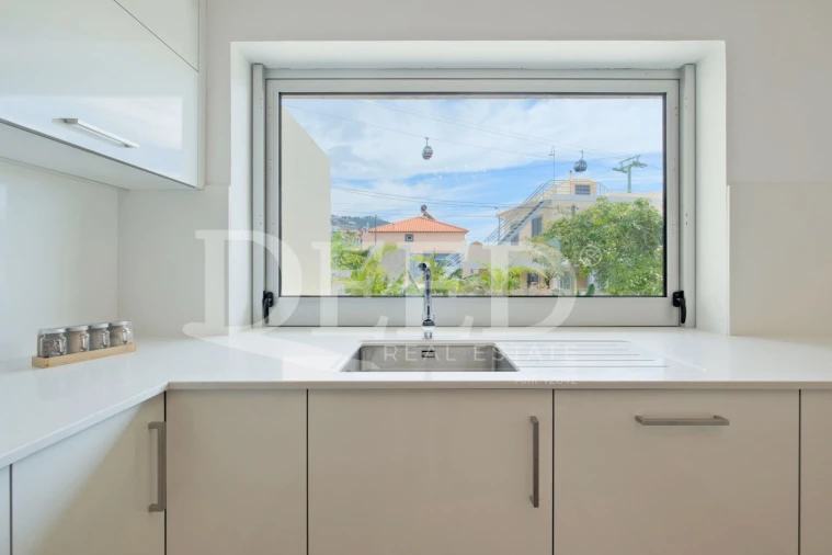 Moradia T4 para Venda em Funchal (Santa Luzia) Foto 31