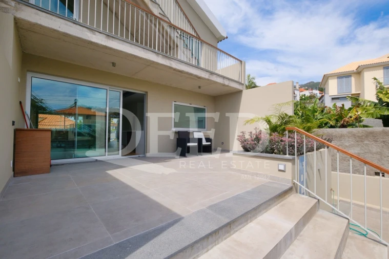 Moradia T4 para Venda em Funchal (Santa Luzia) Foto 38