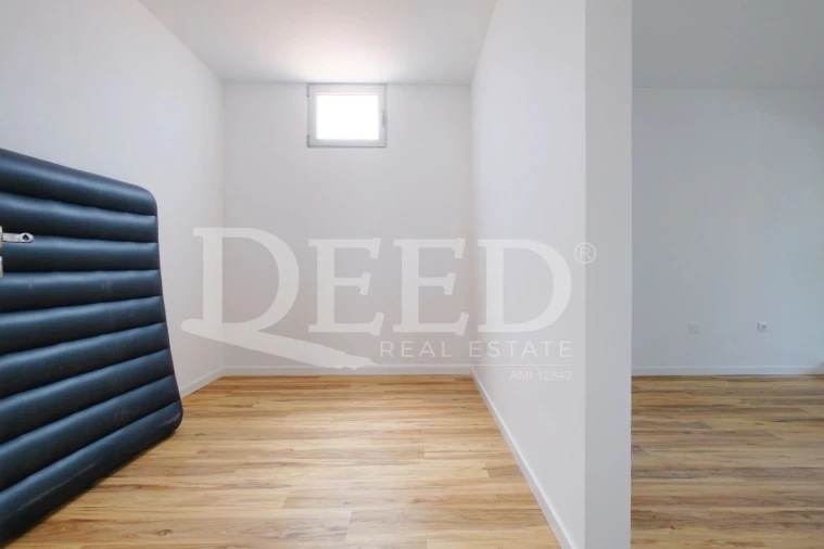 Moradia T4 para Venda em Funchal (Santa Luzia) Foto 41