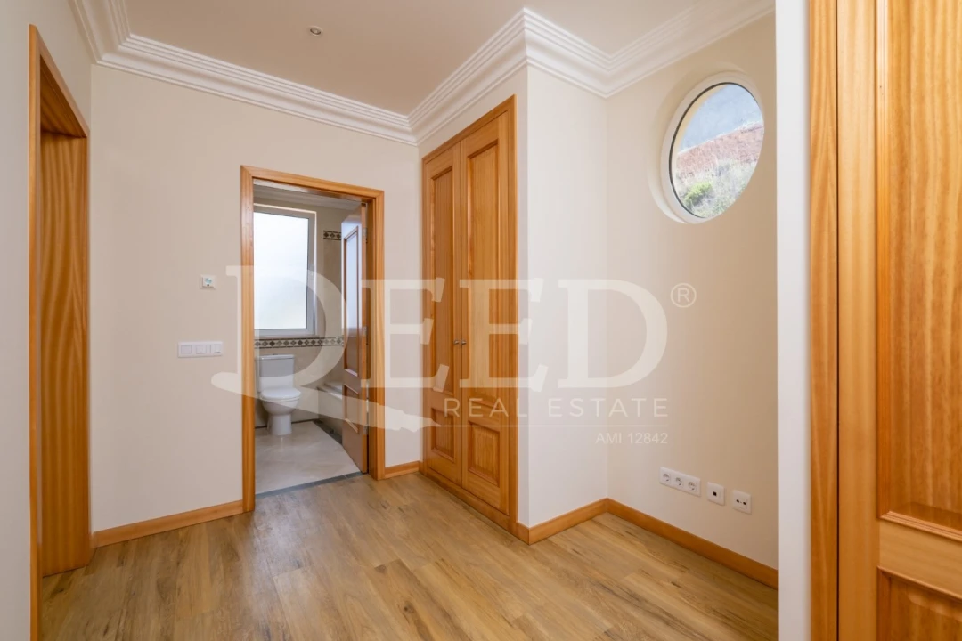 Moradia T4 para Venda em São Gonçalo Foto 23