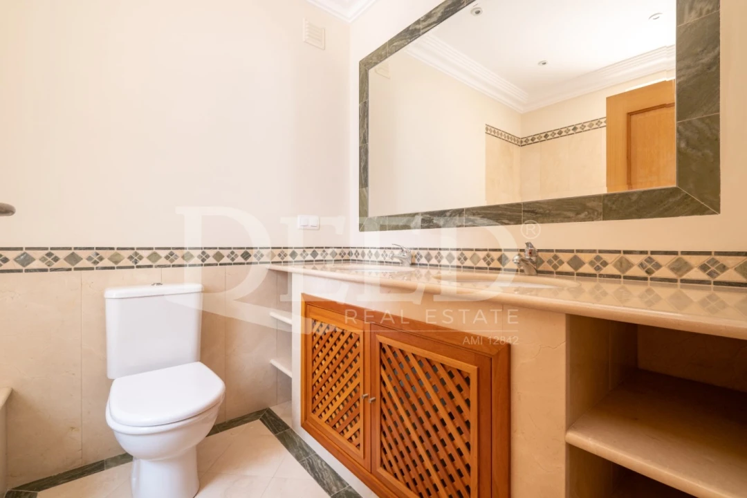 Moradia T4 para Venda em São Gonçalo Foto 24