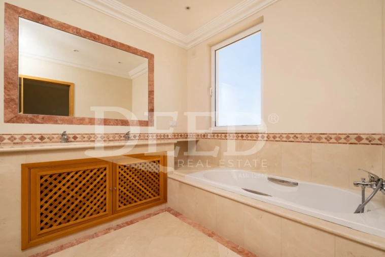 Moradia T4 para Venda em São Gonçalo Foto 20