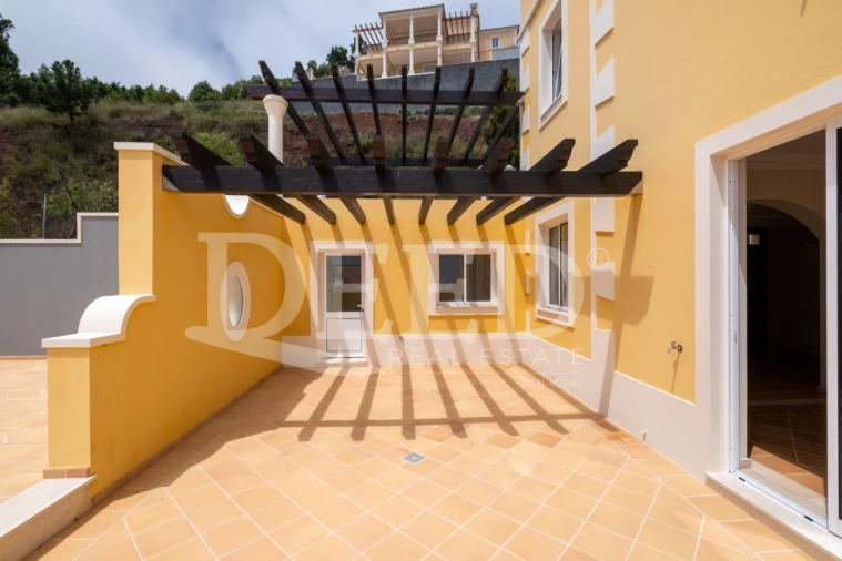 Moradia T4 para Venda em São Gonçalo Foto 9