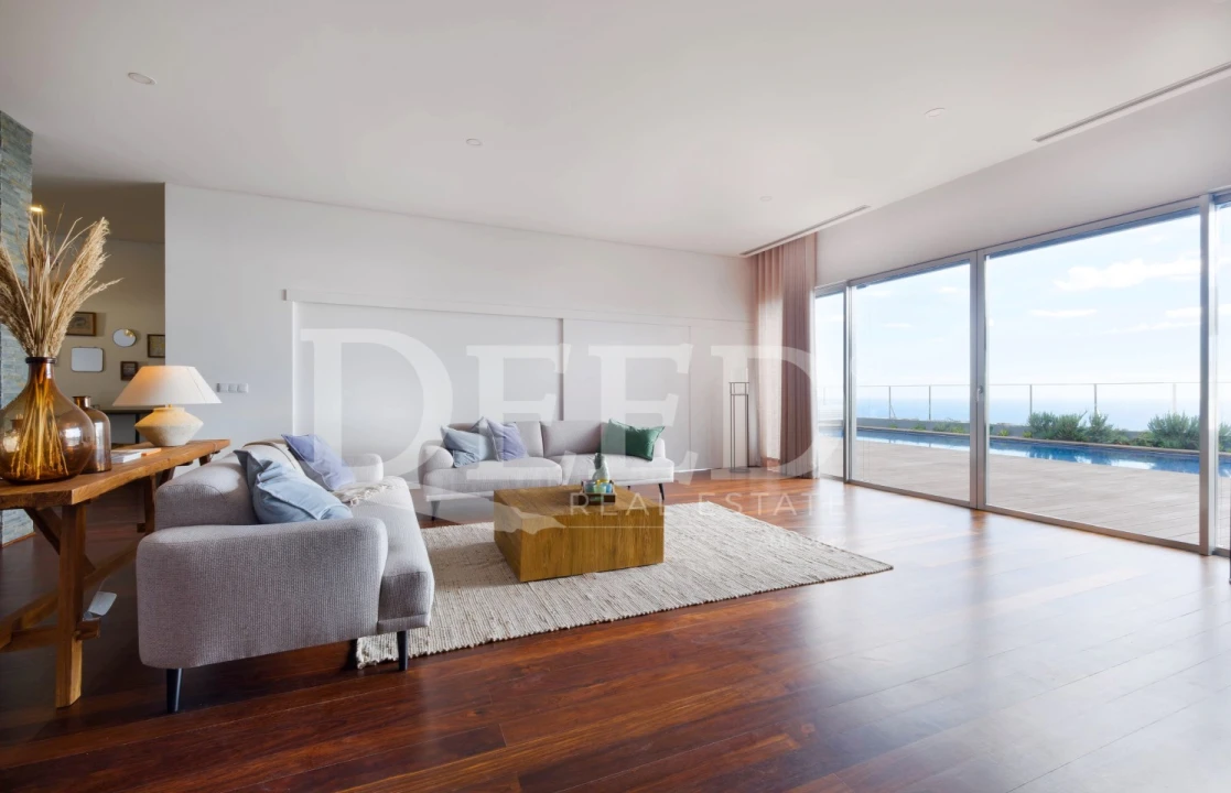 Moradia T3 para Venda em Caniço Foto 9